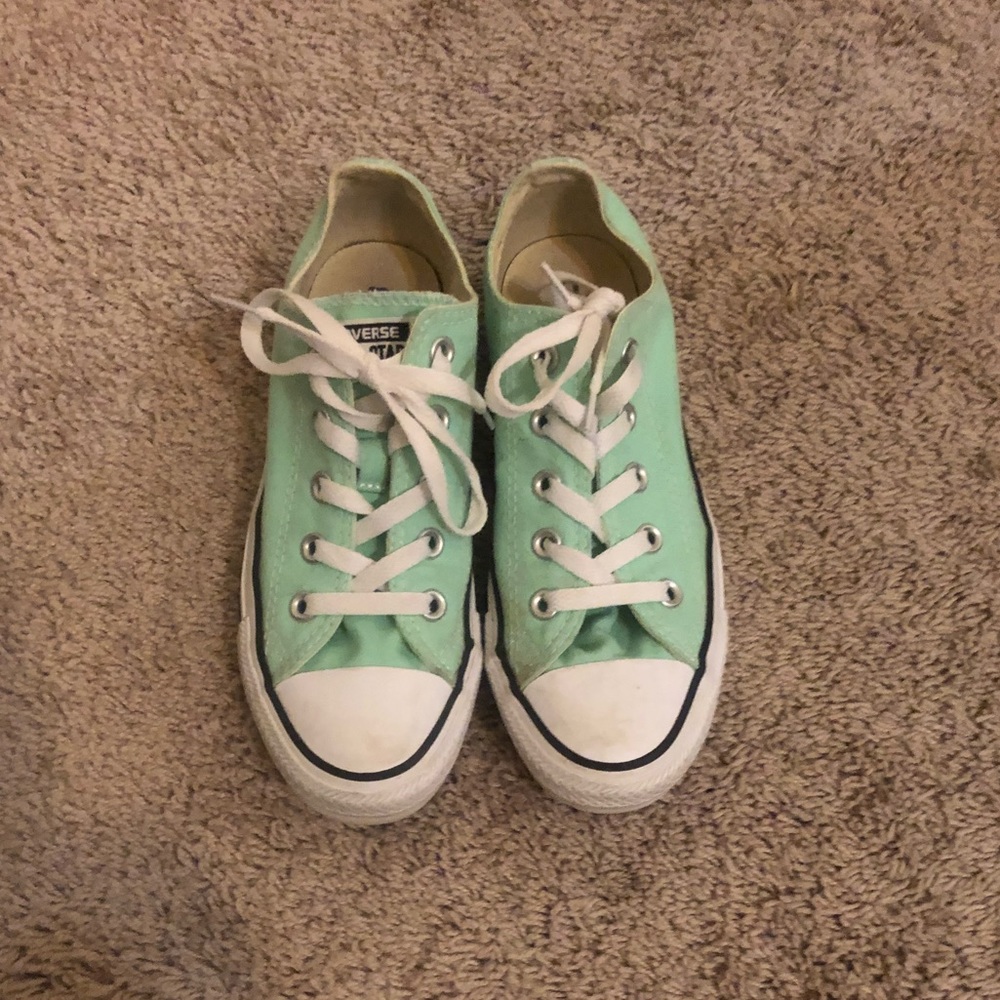 size 6 mint converse